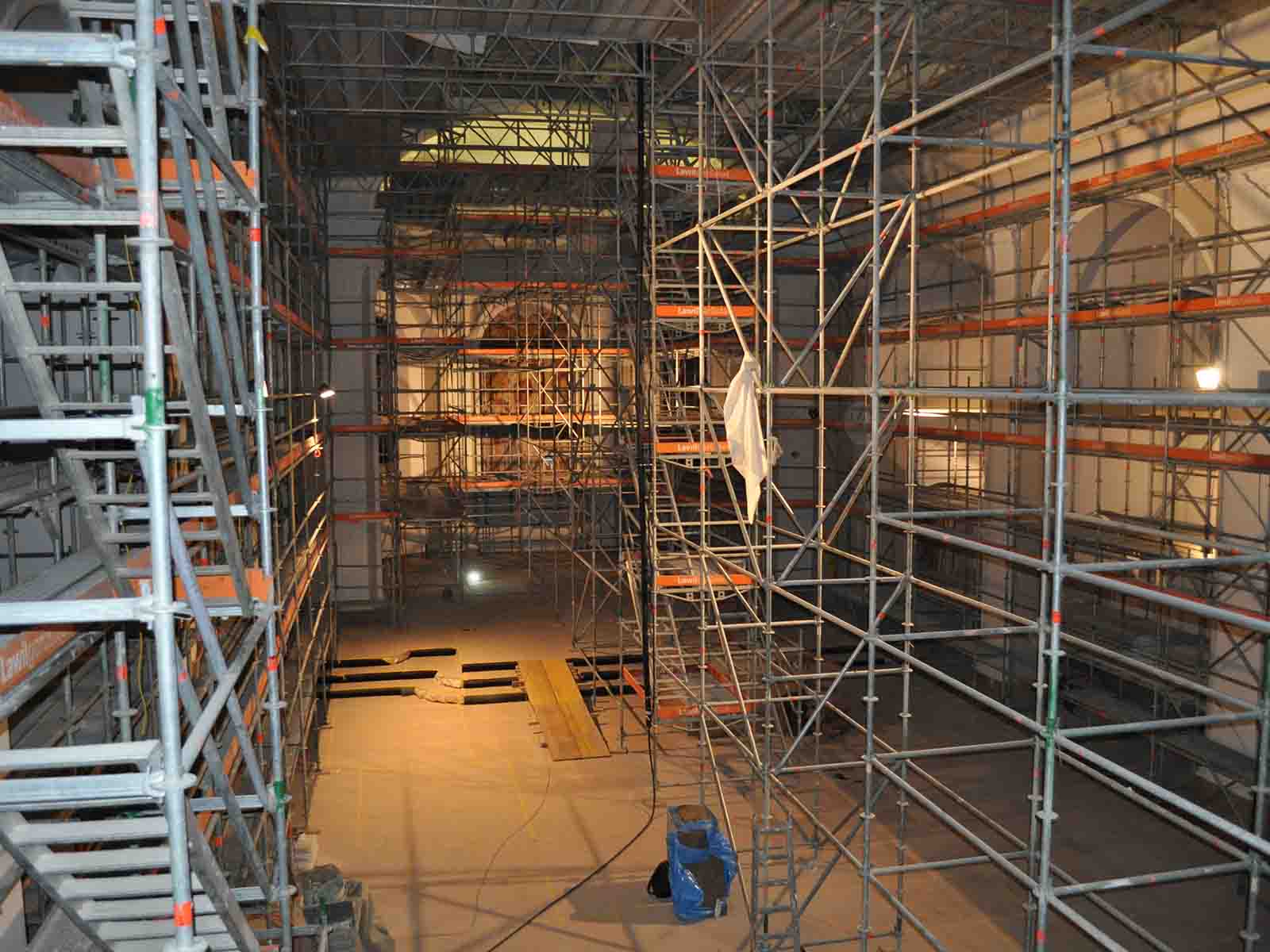 So sieht es derzeit noch im Innern der Kirche aus.