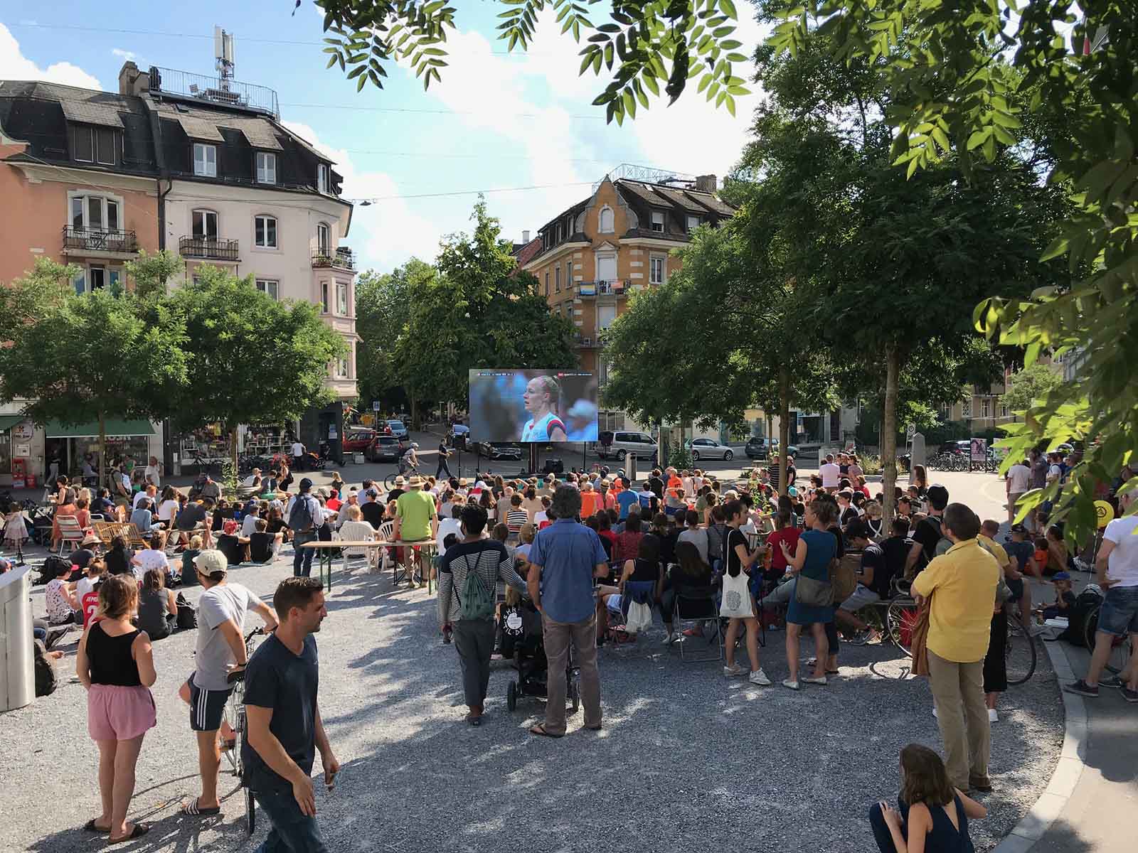 Spannendes Spiel, gute Stimmung: Die Übertragung des Fussball-WM-Finals der Frauen kam bei der Bevölkerung gut an.