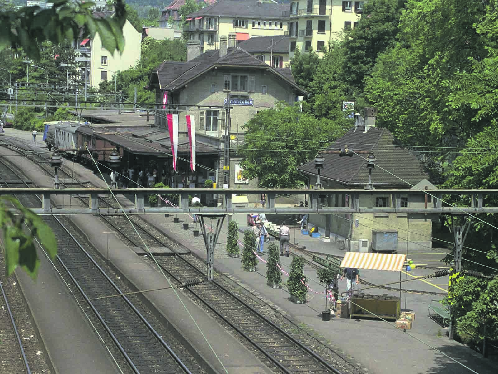 Impressionen vom letzten Betriebstag des Bahnhofs Letten am 27./28. Mai 1989.