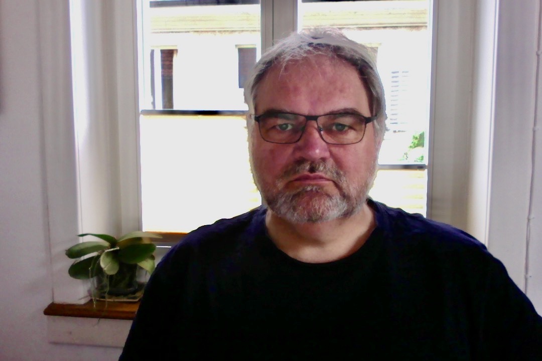 Mathias Egloff Gemeinderat SP10 vom Computer fotografiert