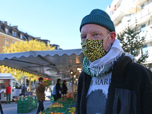 Uwe ist ein oft gesehener Besucher des Wipkinger Frischwarenmarktes.